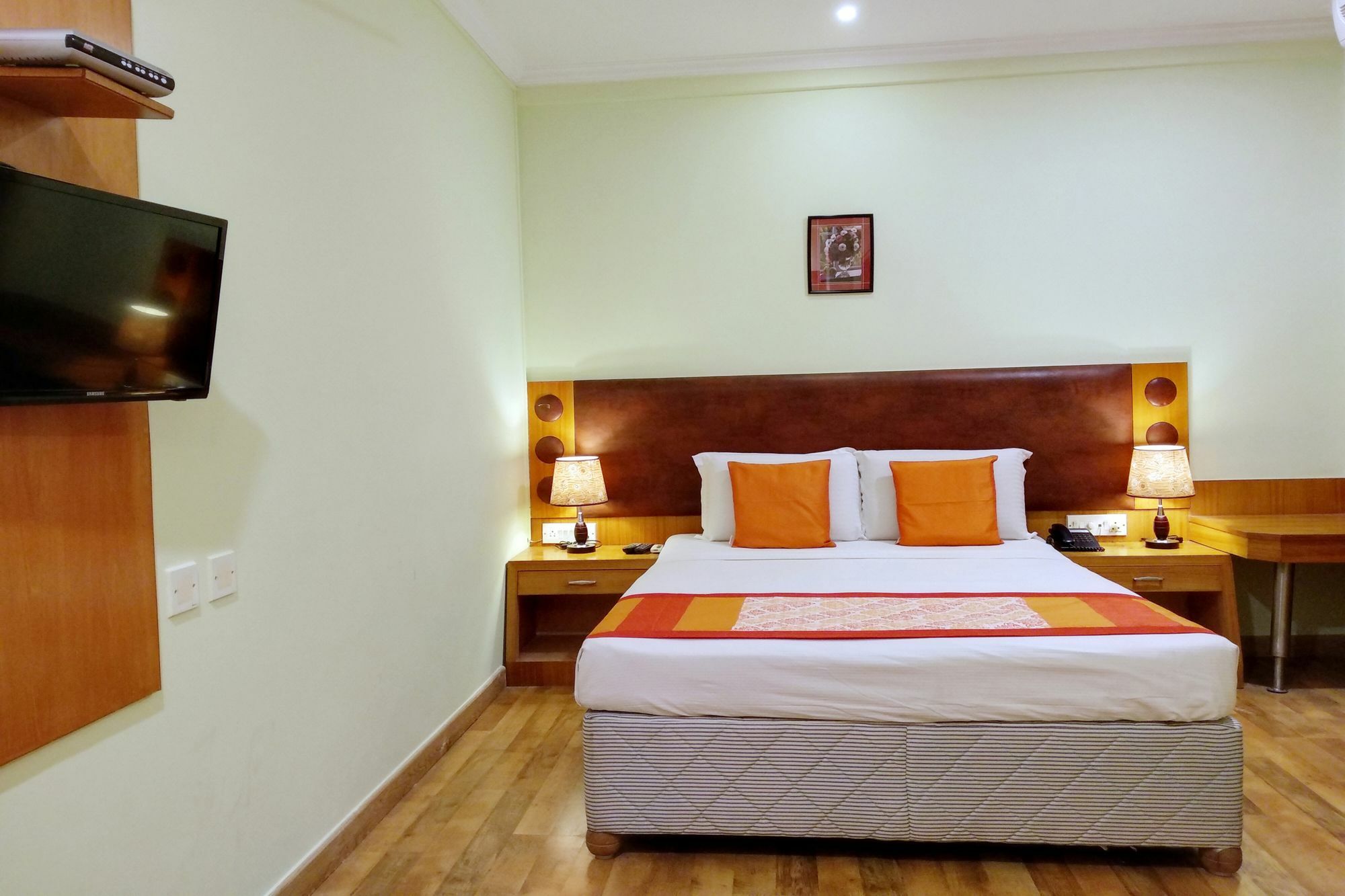 Oyo 9925 The Ocea International Hotel Bengaluru Kültér fotó