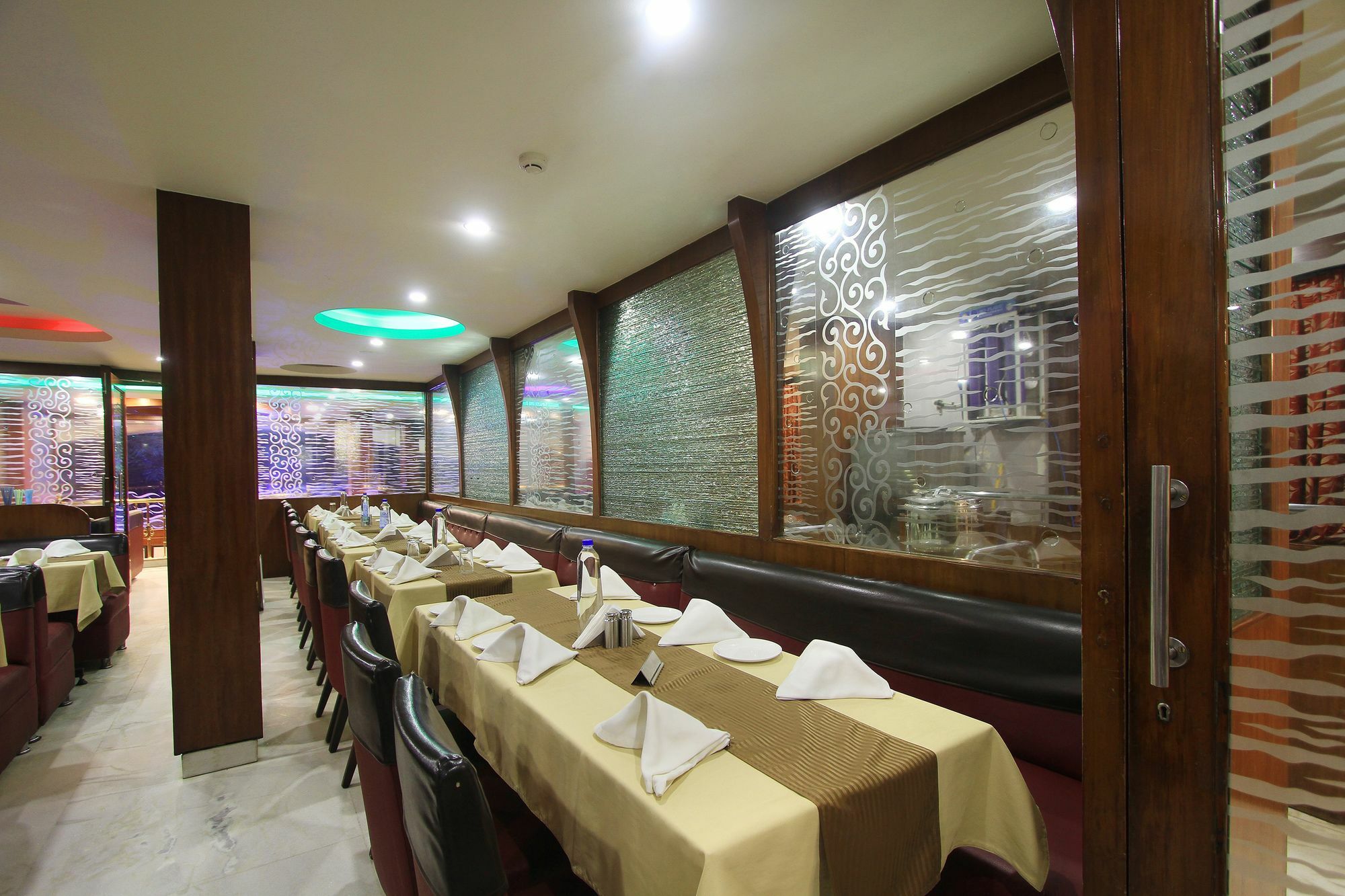 Oyo 9925 The Ocea International Hotel Bengaluru Kültér fotó
