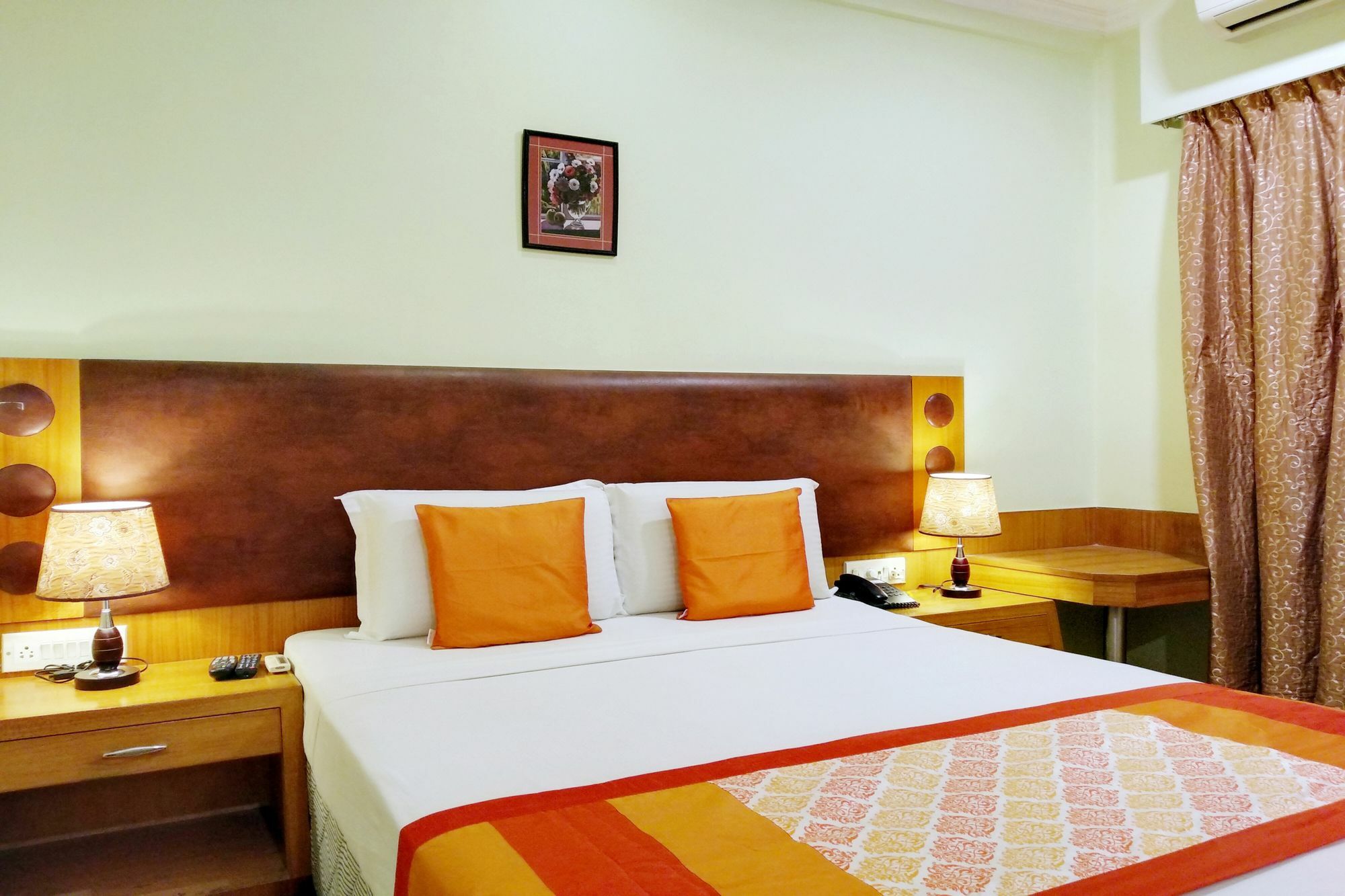 Oyo 9925 The Ocea International Hotel Bengaluru Kültér fotó