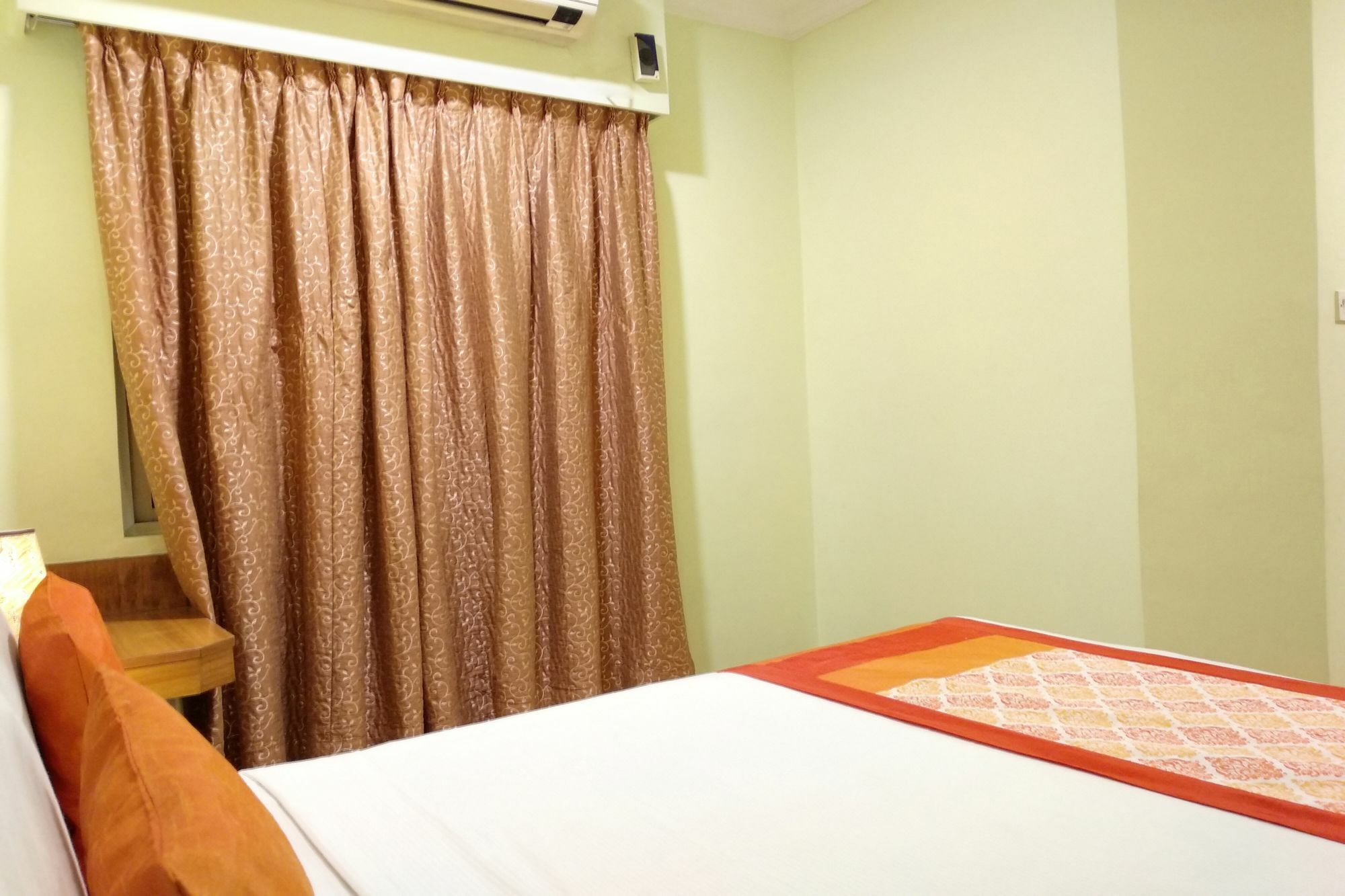 Oyo 9925 The Ocea International Hotel Bengaluru Kültér fotó